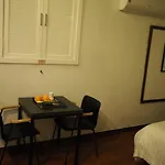 Shangri La Motel